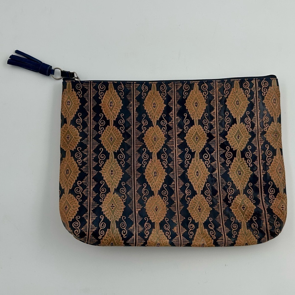Brown Pattern Textured Clutch